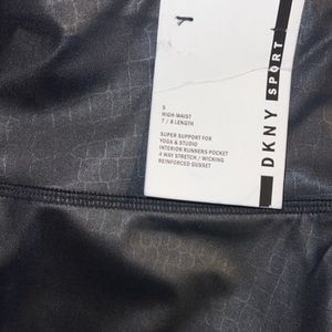 DKNY Sport Leggings Black Size Small Women NWT